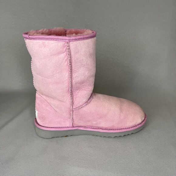 Womens UGG Boots Sz 7 Classic Short Light Pink Suede Wool - Picture 6 of 10